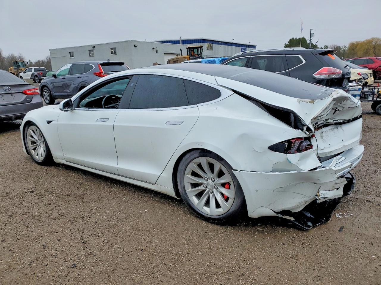 2019 Tesla Model S - Image 2