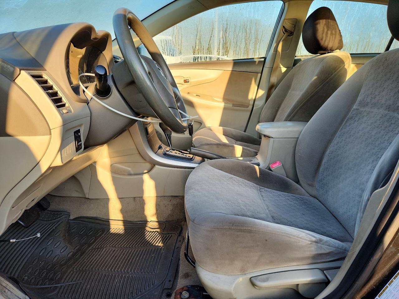 2009 Toyota Corolla - Image 7