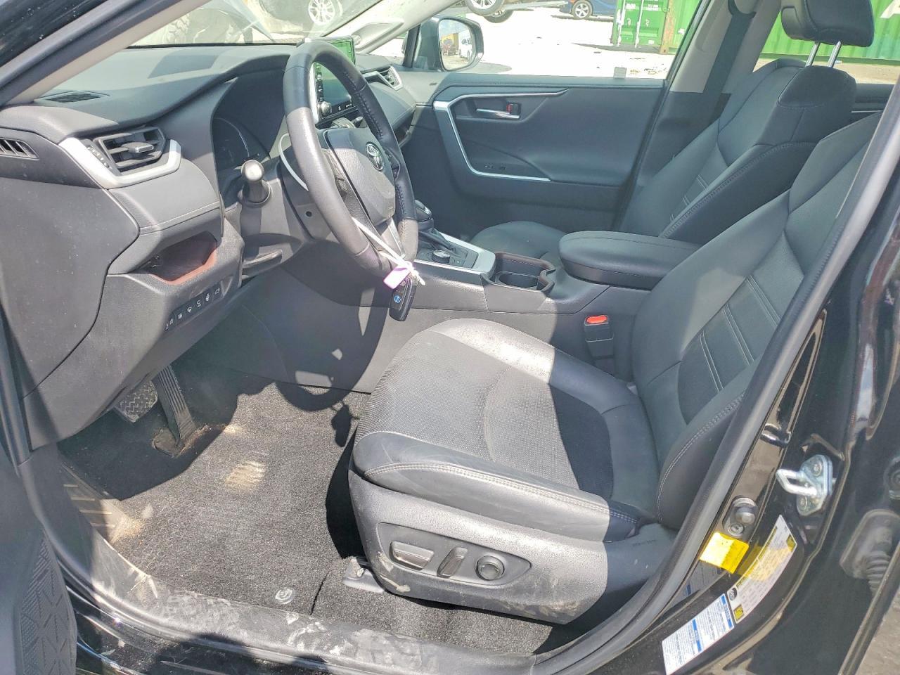 2021 Toyota Rav4 Limited - Image 7