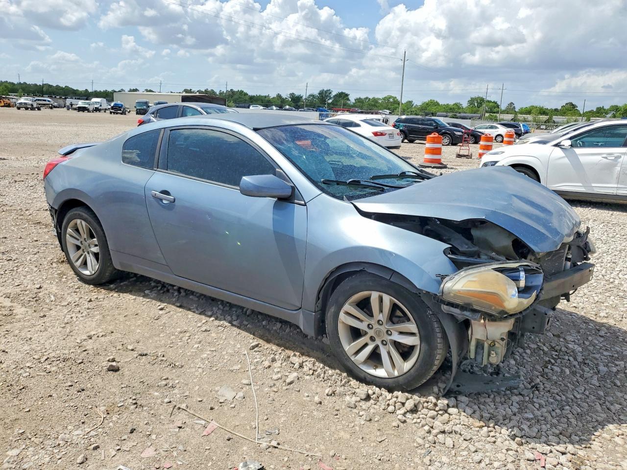 2010 Nissan Altima S - Фото 4