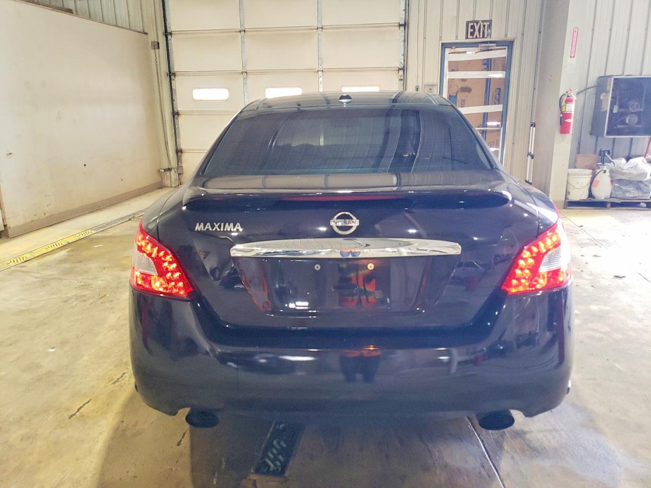 2010 Nissan Maxima 3.5 S - Image 6