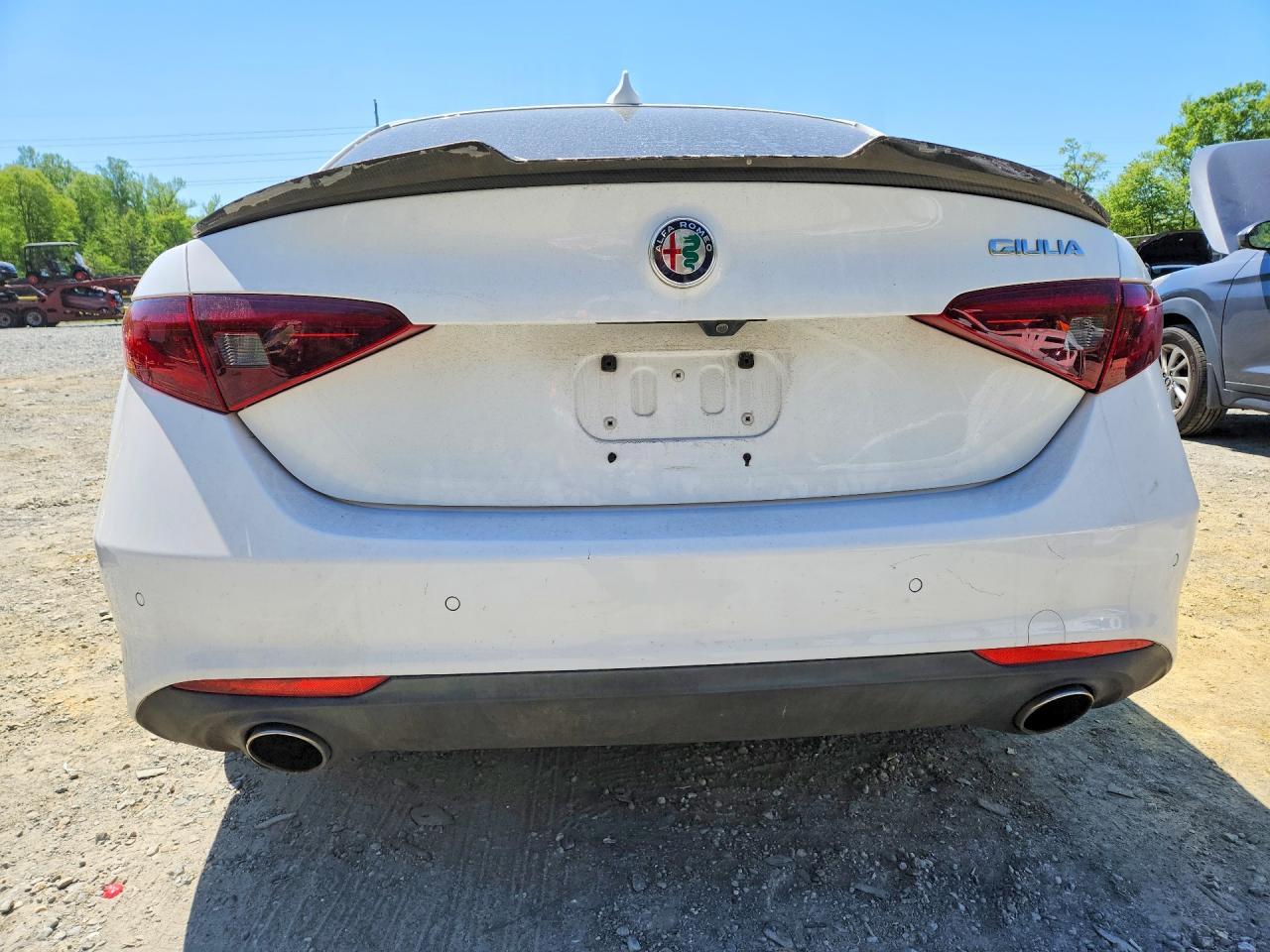 2017 Alfa Romeo Giulia Q4 - Фото 6