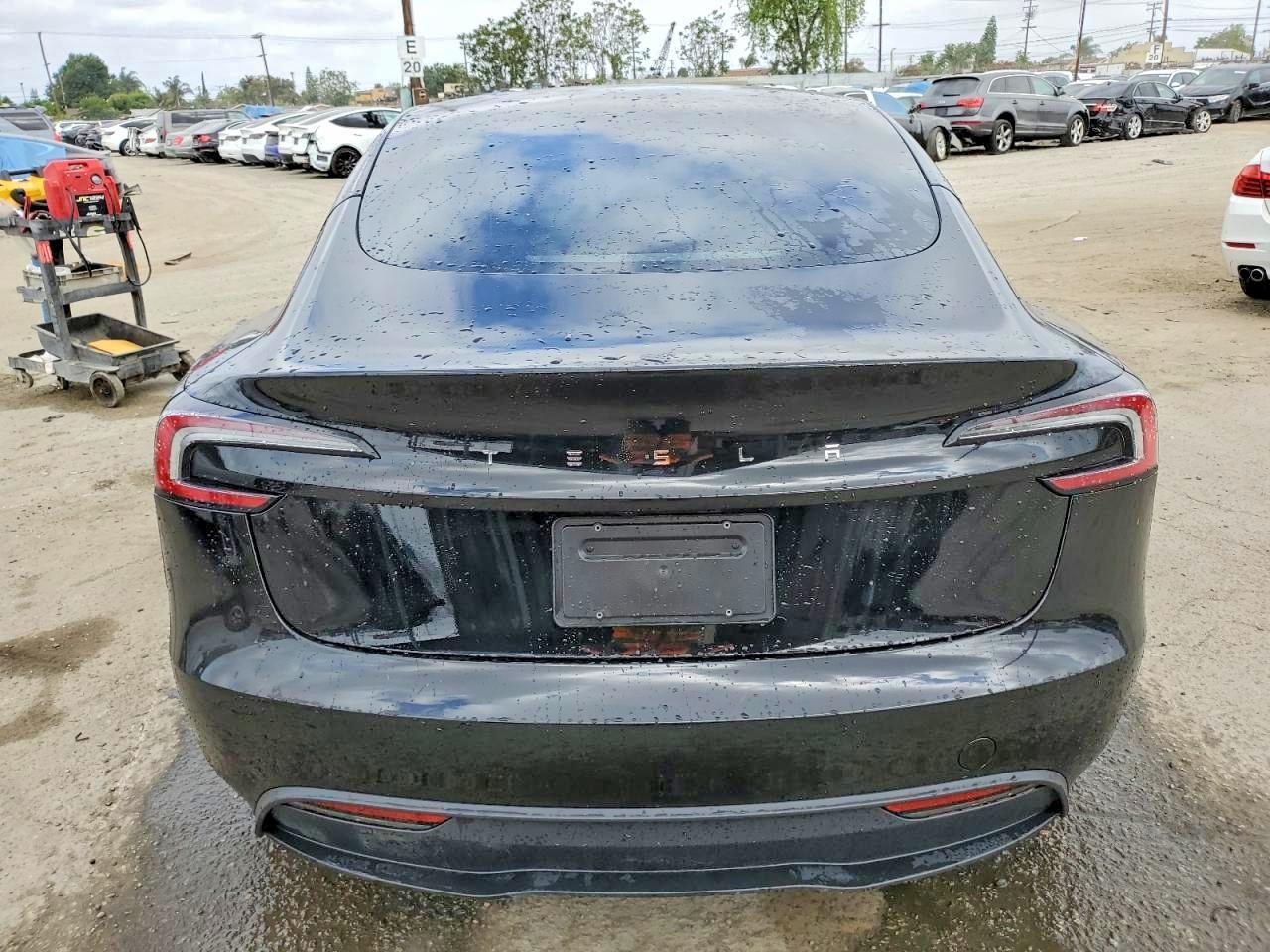 2024 Tesla Model 3 - Фото 6