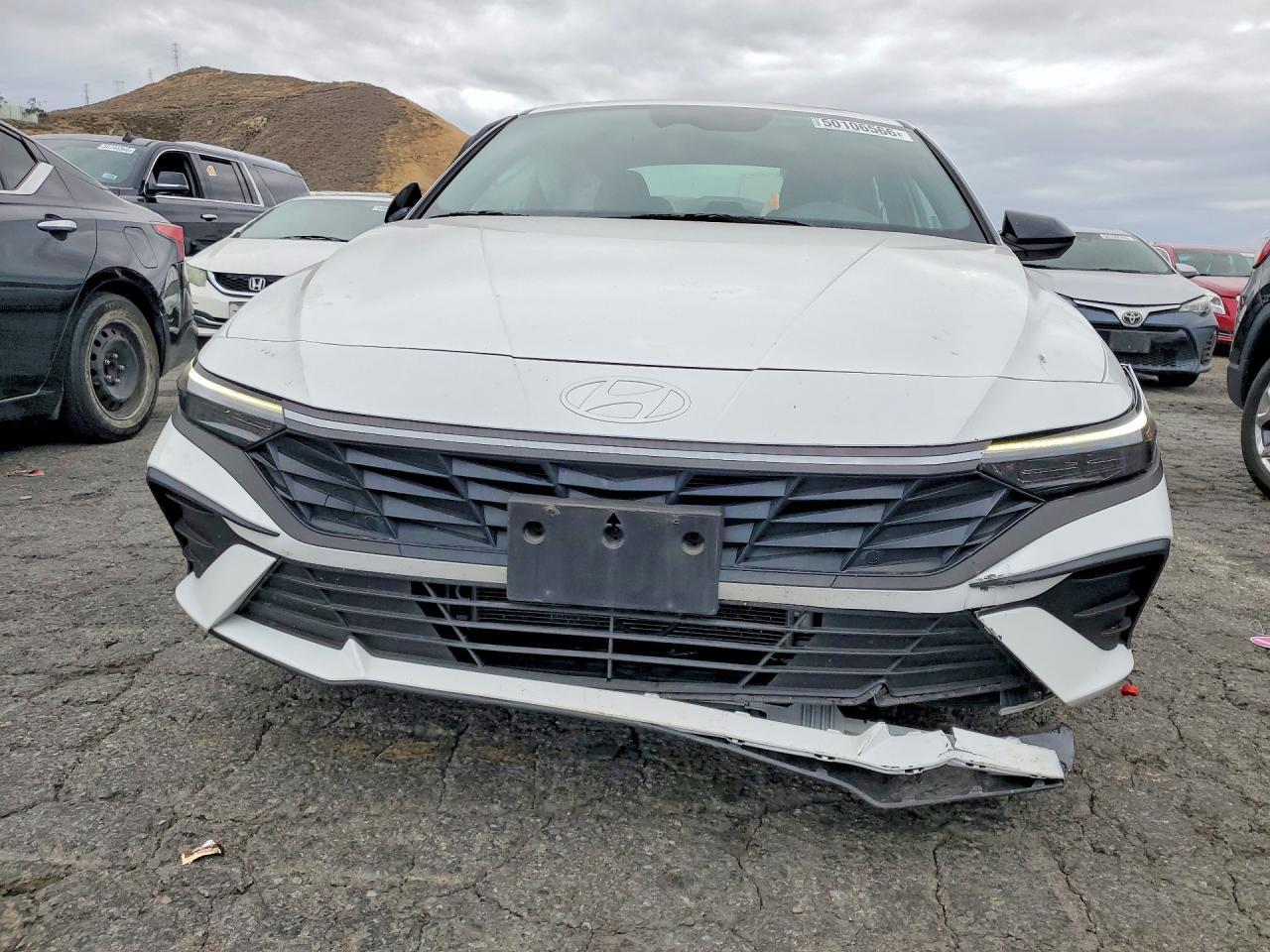 2025 Hyundai Elantra Hybrid Sel Sport - Фото 5