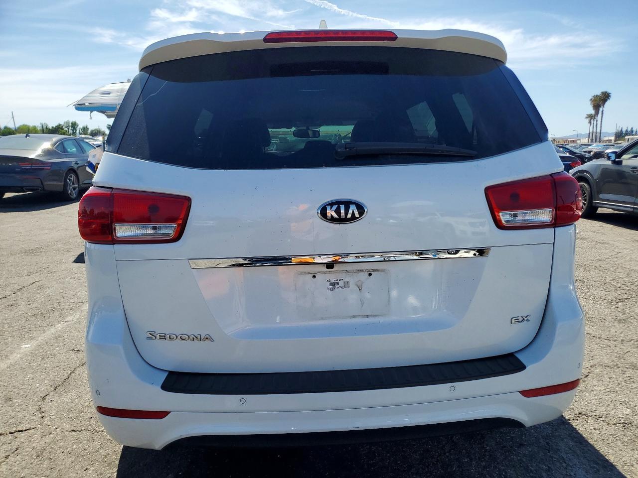 2018 Kia Sedona Ex - Фото 6