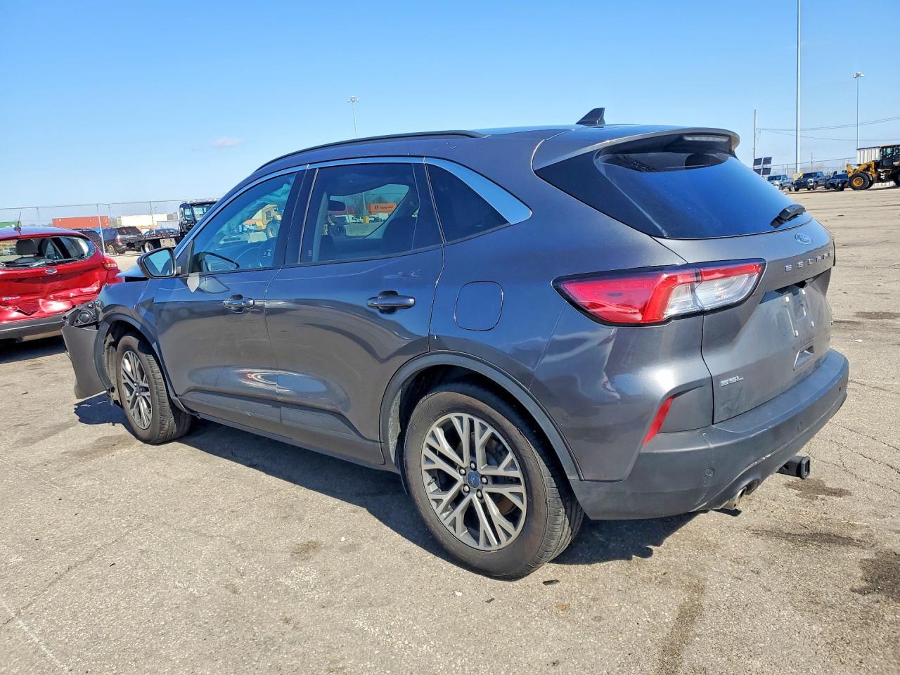 2021 Ford Escape Sel - Фото 2