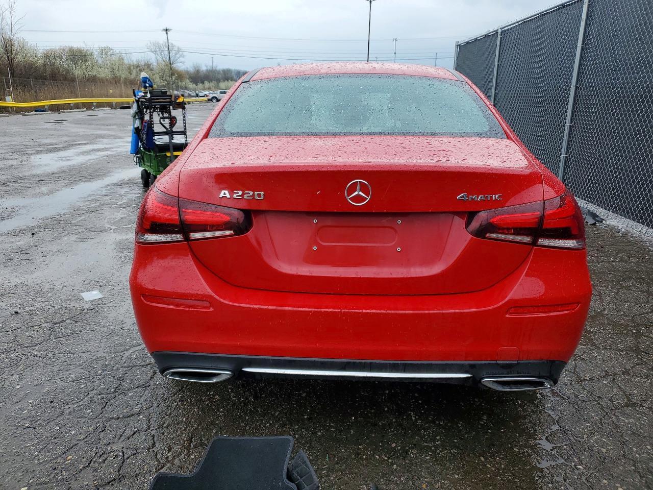2020 Mercedes-Benz A 220 4Matic - Фото 6