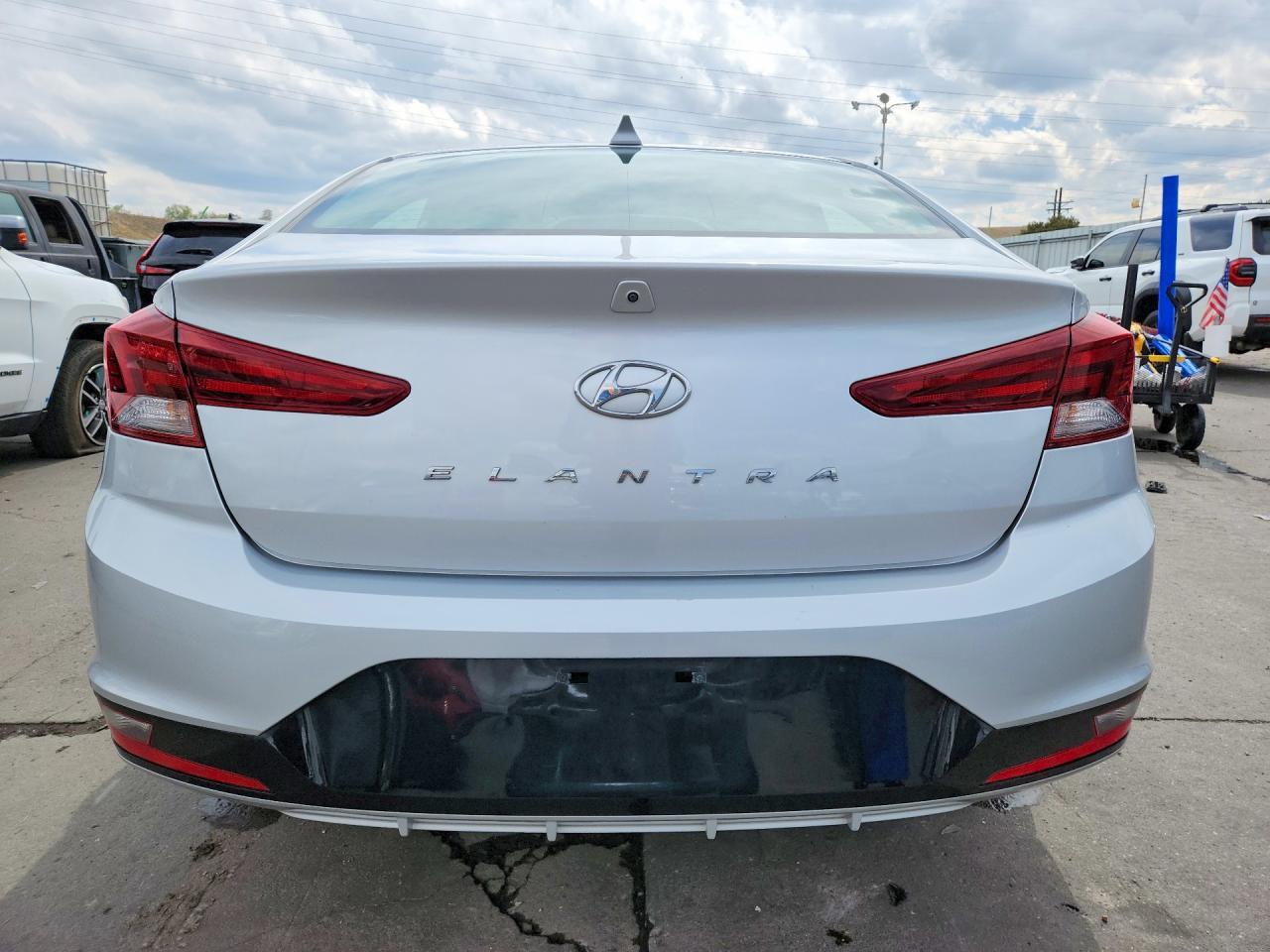 2019 Hyundai Elantra Sel - Image 6