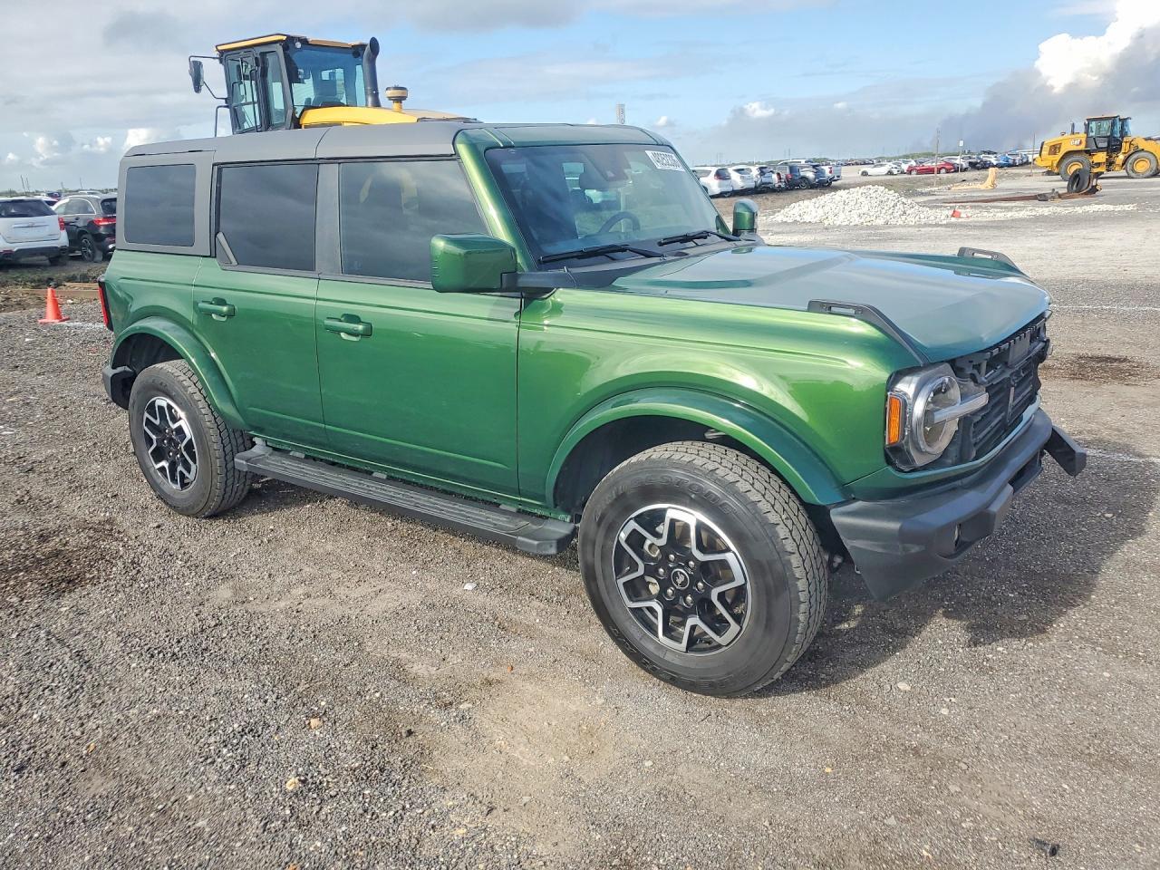 2024 Ford Bronco Outer Banks - Фото 4