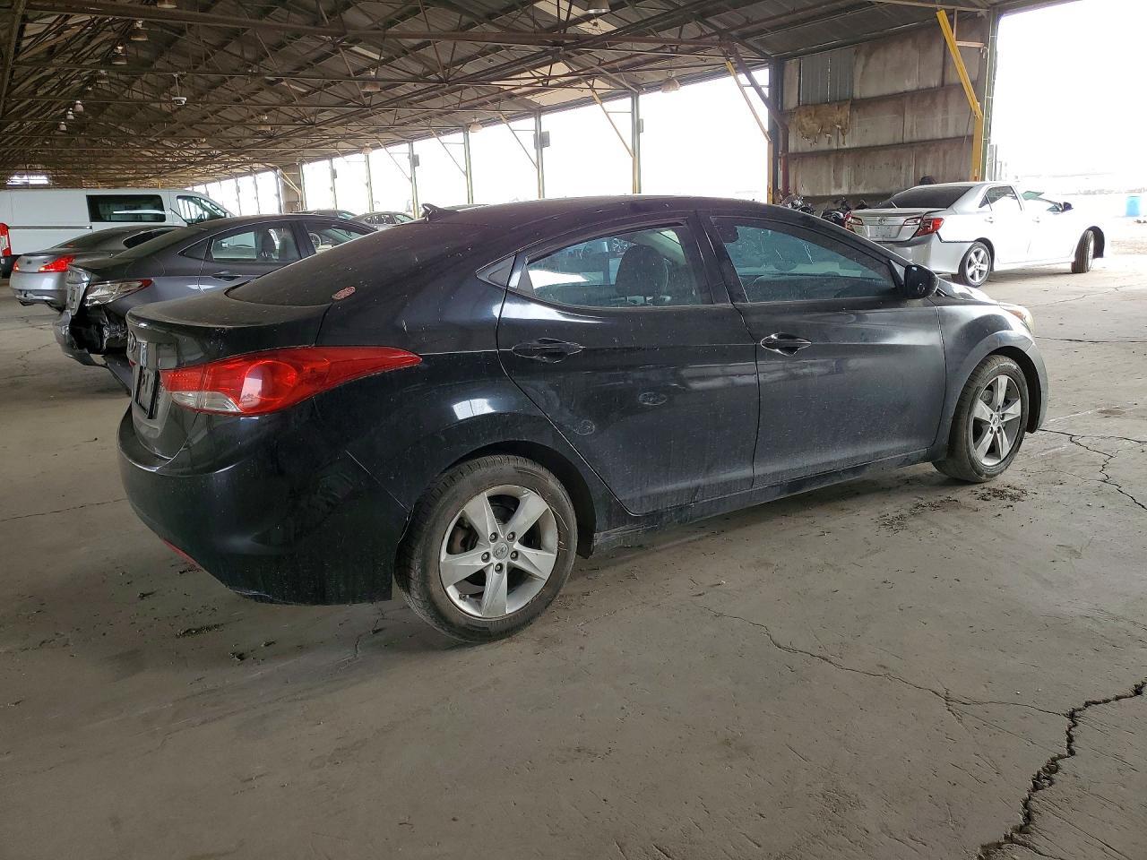 2013 Hyundai Elantra Gls - Фото 3