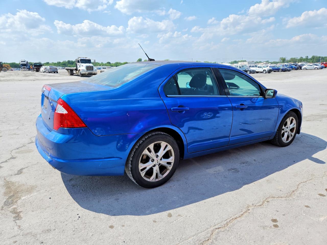 2012 Ford Fusion Se - Фото 3