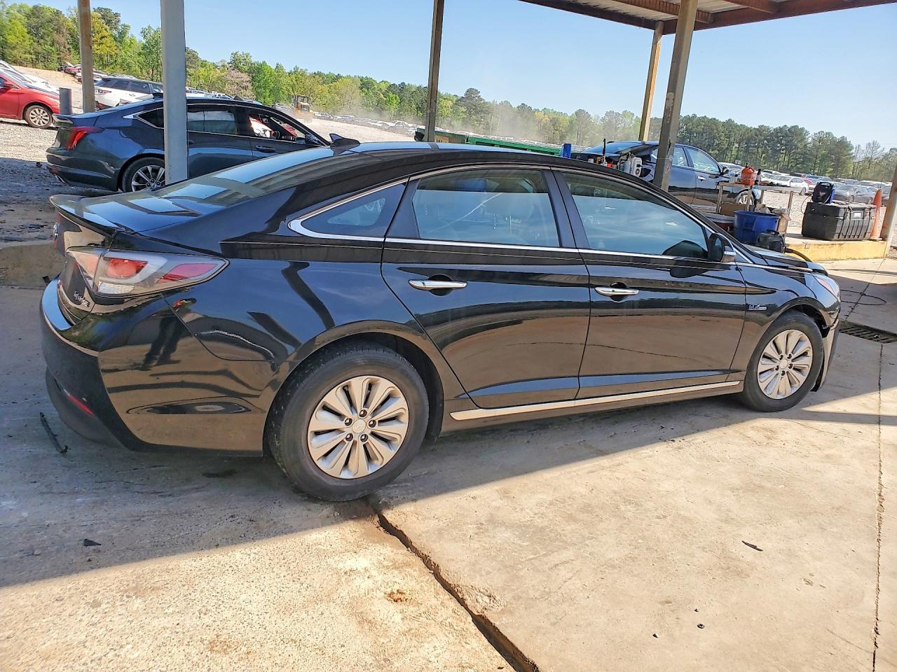 2017 Hyundai Sonata Hybrid Se - Image 3