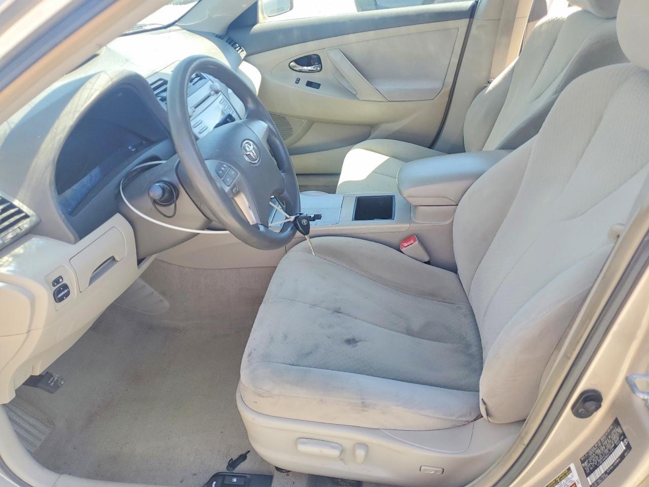 2008 Toyota Camry Le - Фото 7
