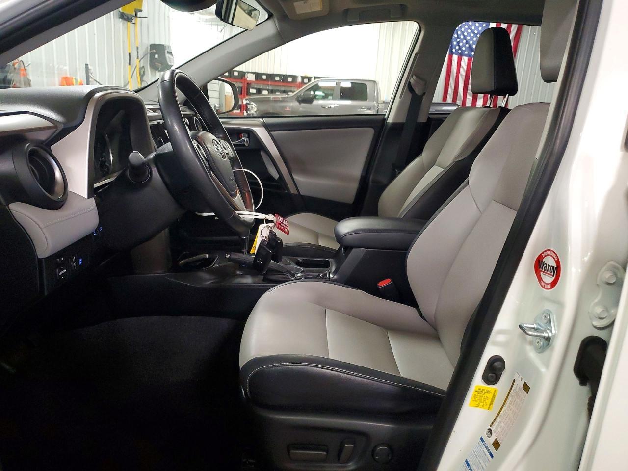 2018 Toyota Rav4 Limited - Фото 7