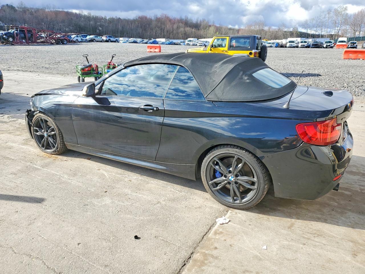 2016 BMW M235Xi - Фото 2