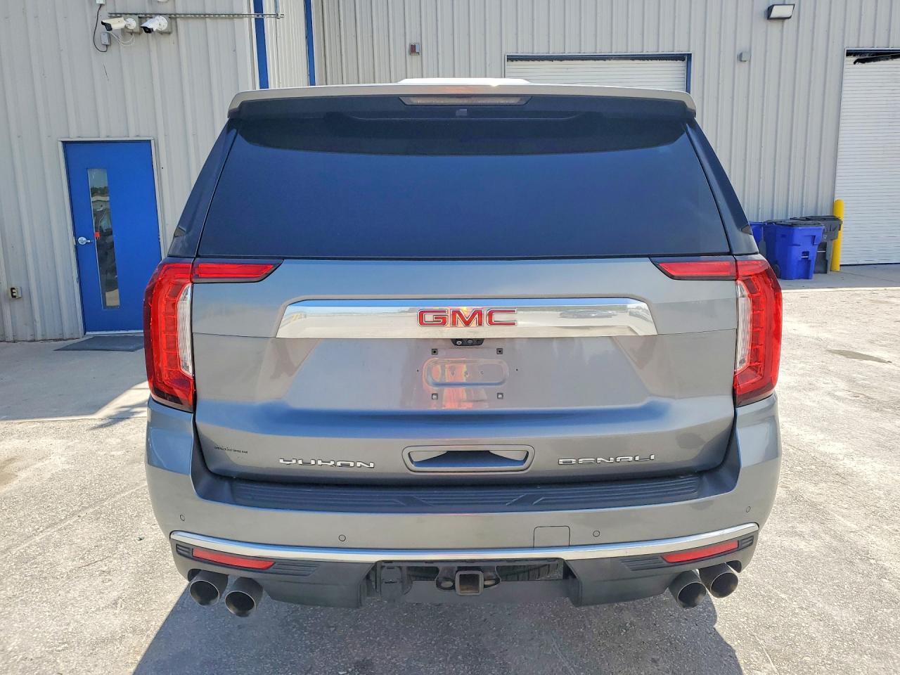 2021 GMC Yukon Denali - Фото 6