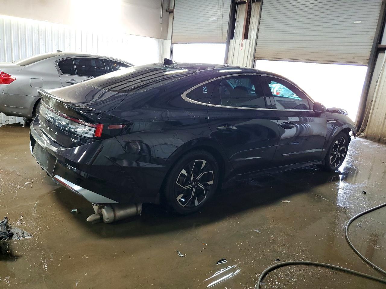 2024 Hyundai Sonata Sel - Image 3