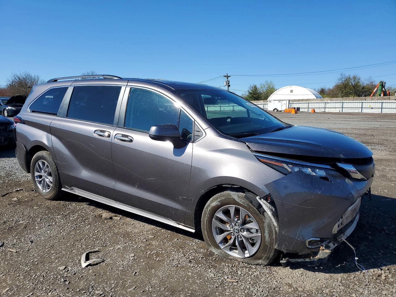 2022 Toyota Sienna Xle 7-Passenger - Фото 4