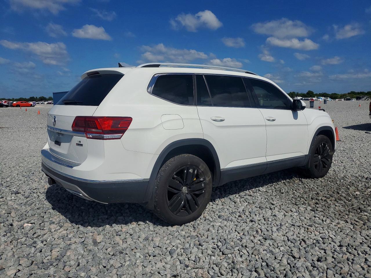 2018 Volkswagen Atlas Sel Premium - Фото 3