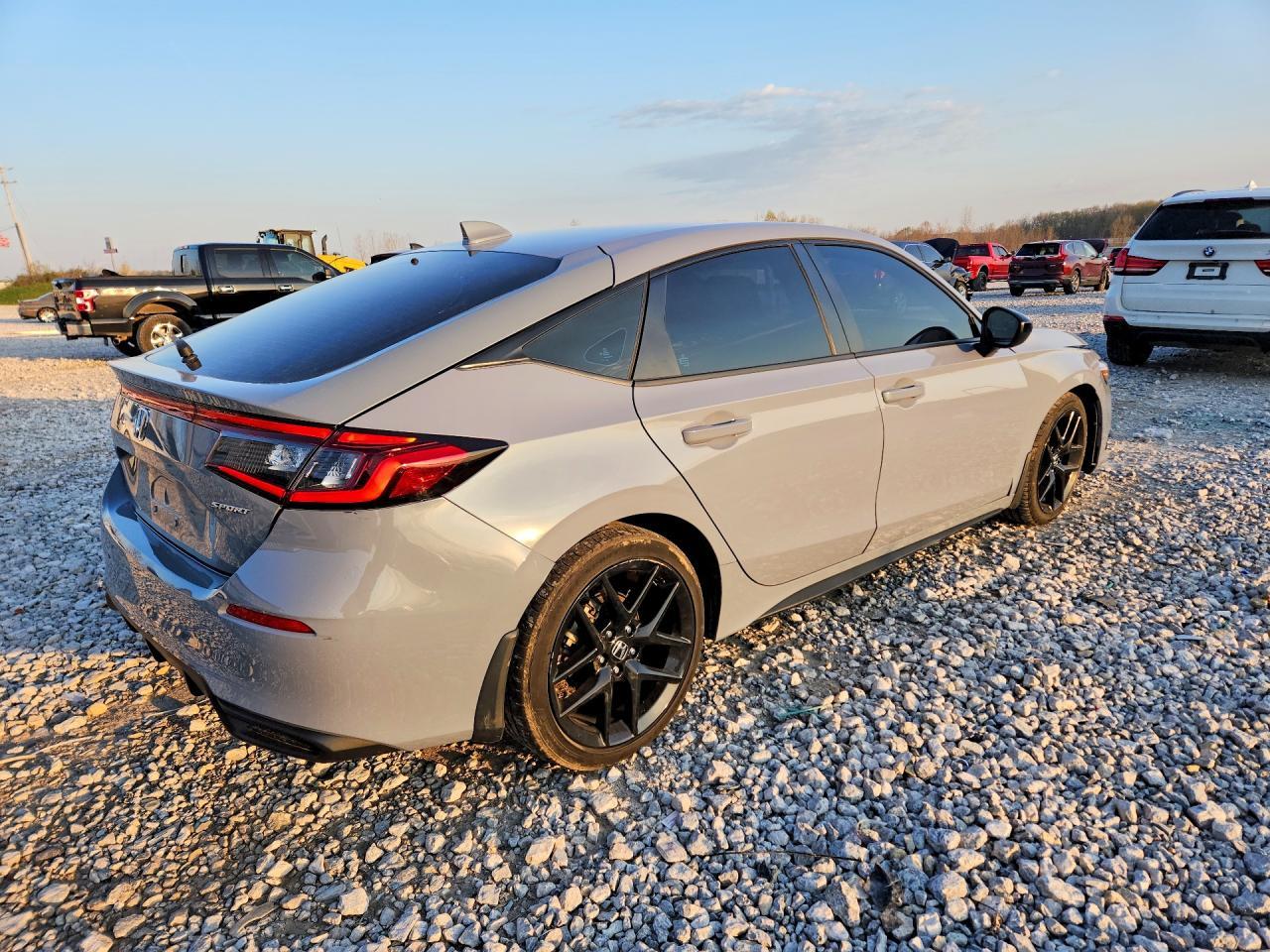 2023 Honda Civic Sport - Фото 3