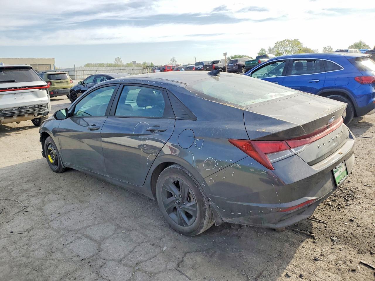 2023 Hyundai Elantra Sel - Фото 2