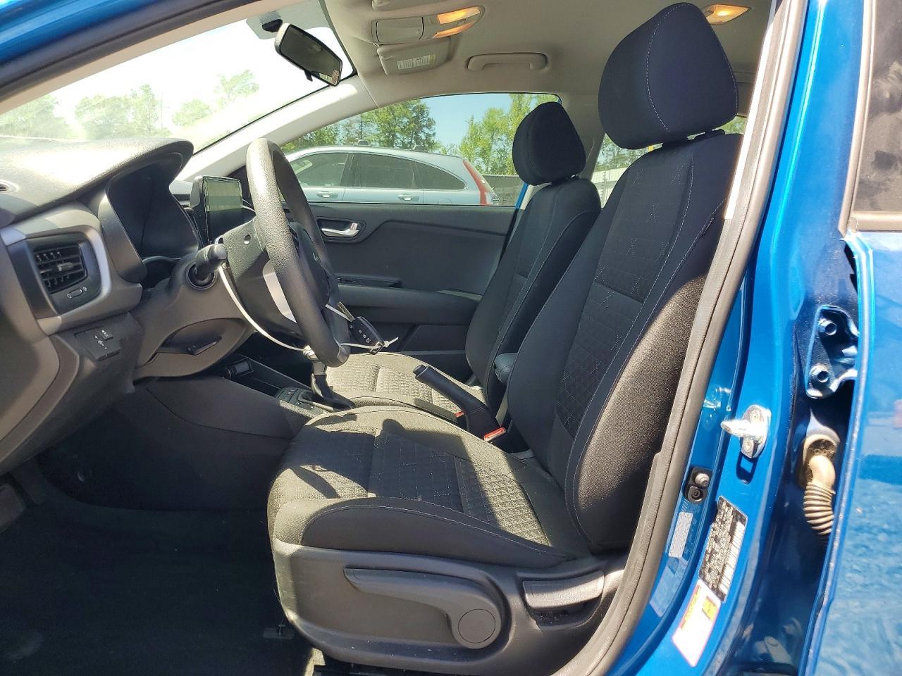 2022 Kia Rio S - Image 7