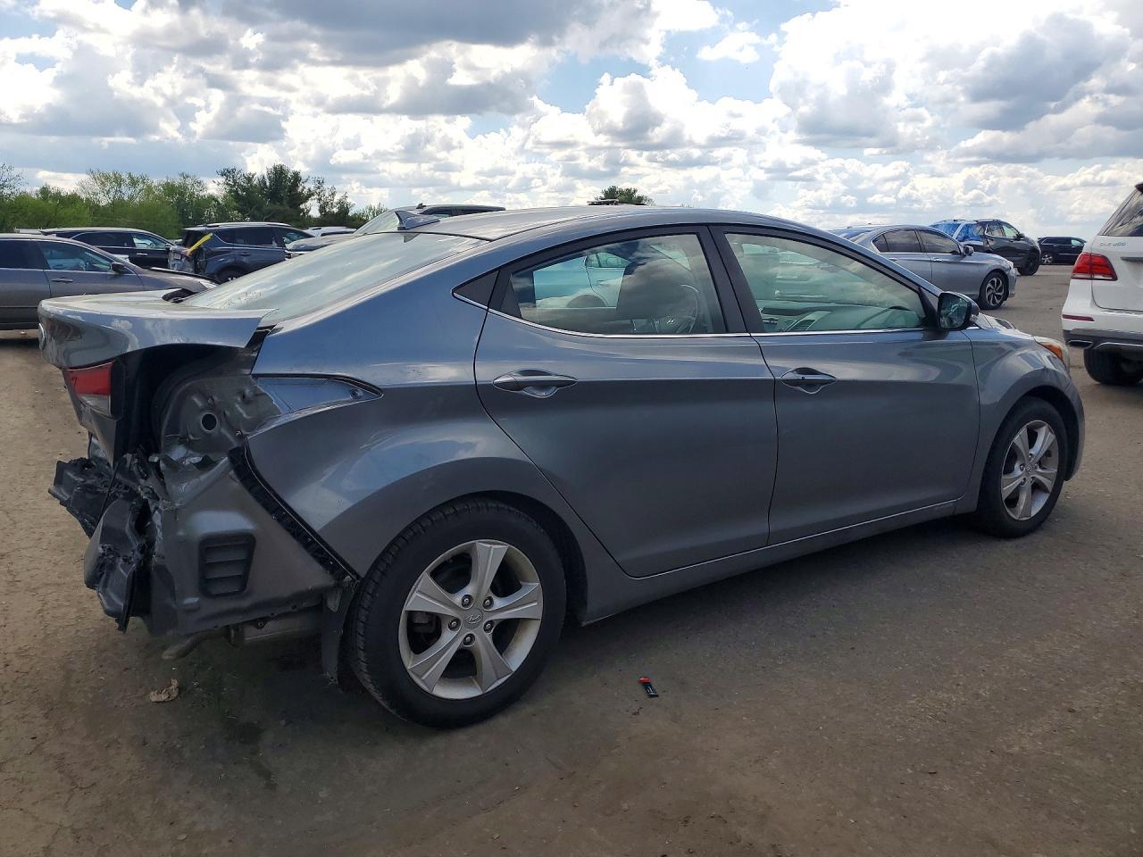 2016 Hyundai Elantra Value Edition - Фото 3