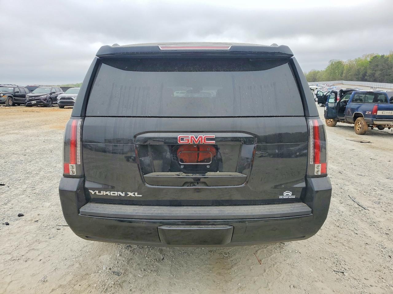 2017 GMC Yukon Xl C1500 Slt - Image 6
