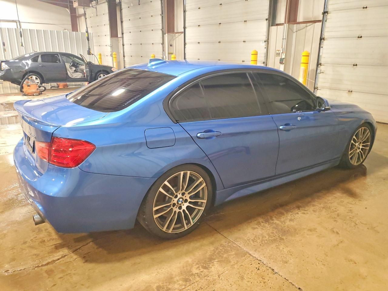 2014 BMW 335 I - Image 3