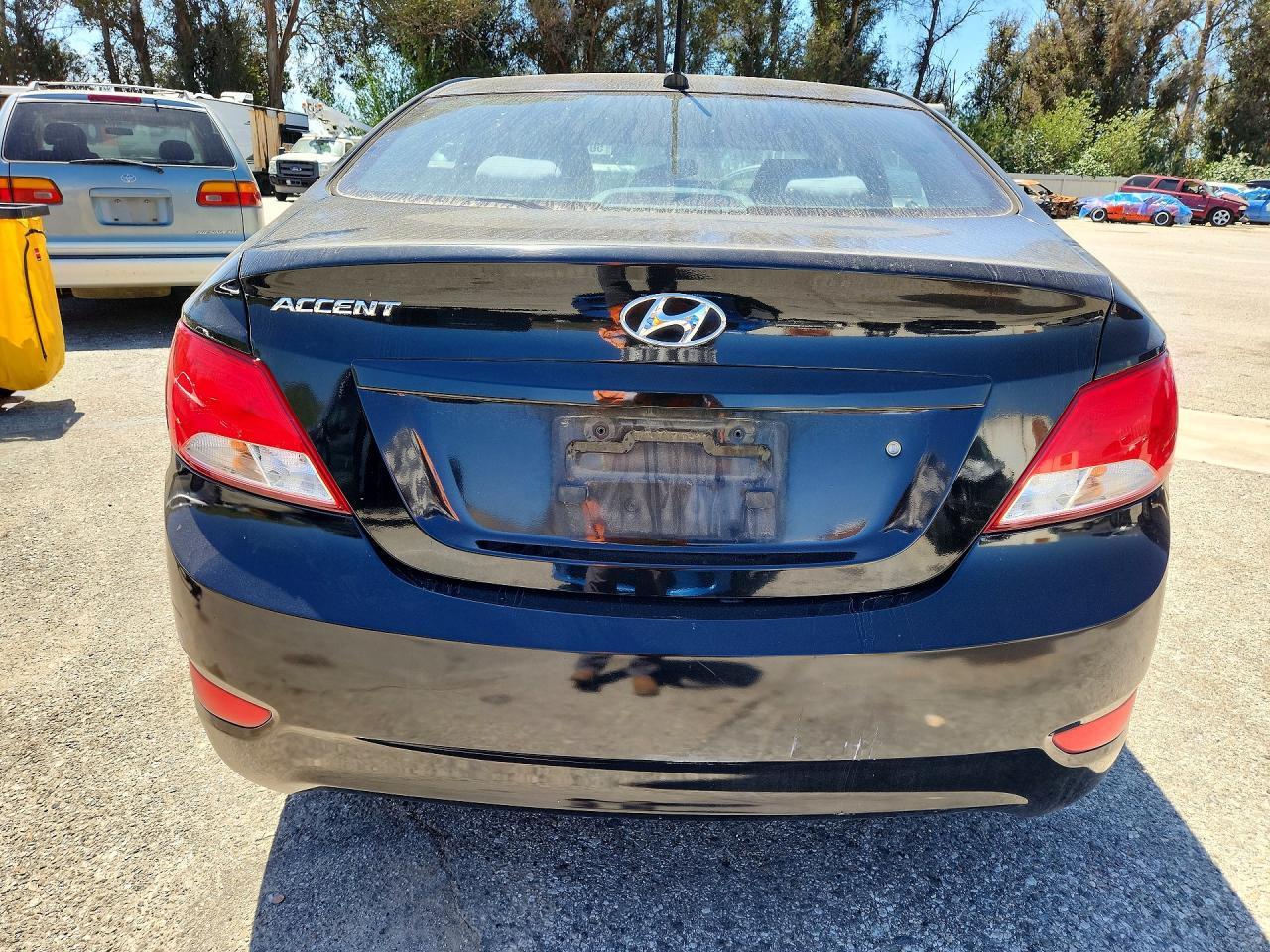 2017 Hyundai Accent Se - Image 6