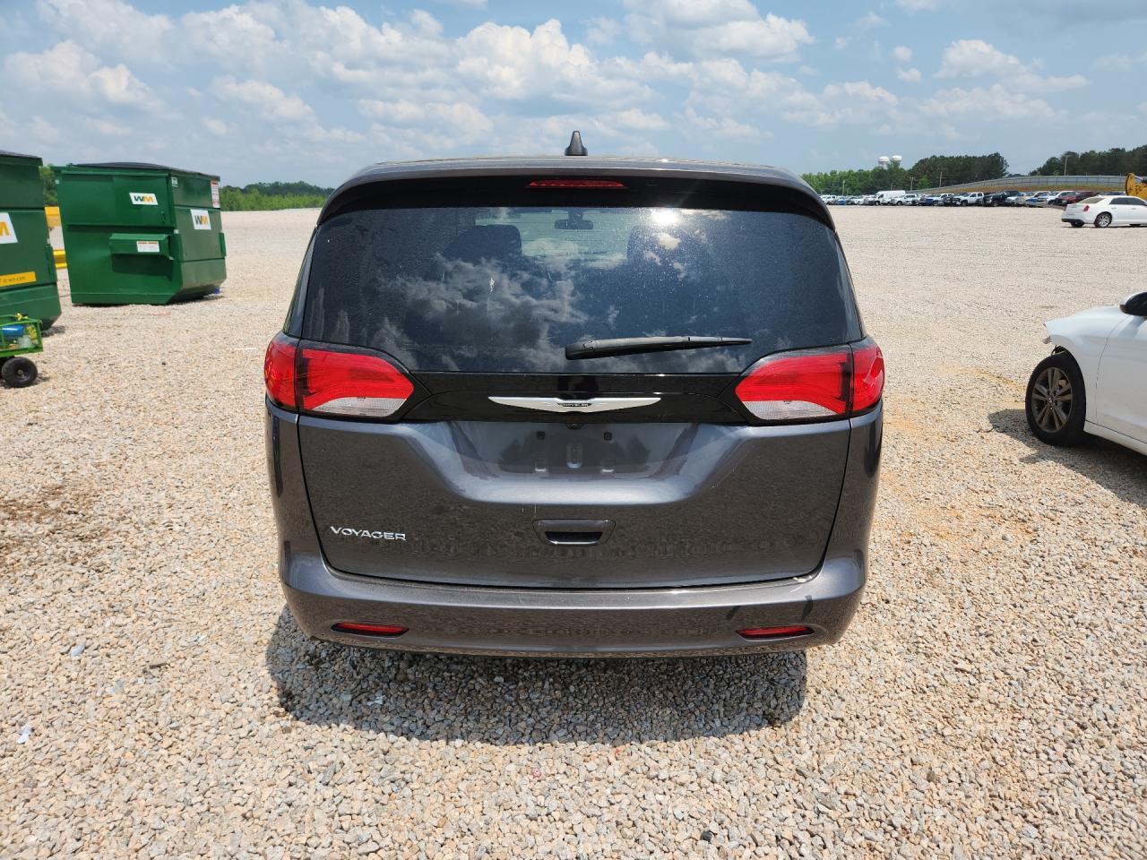 2022 Chrysler Voyager Lx - Фото 6