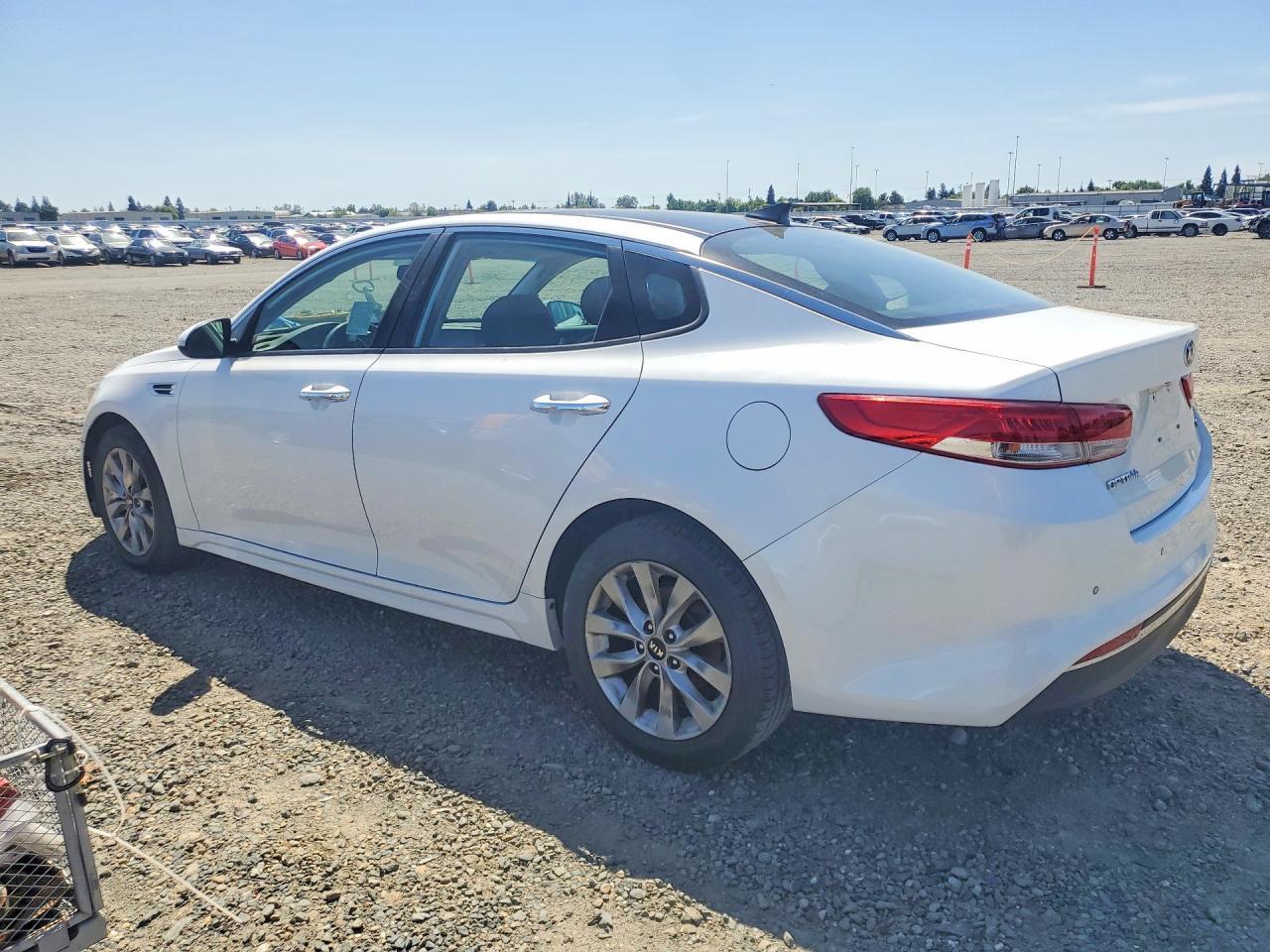 2016 Kia Optima Ex - Фото 2