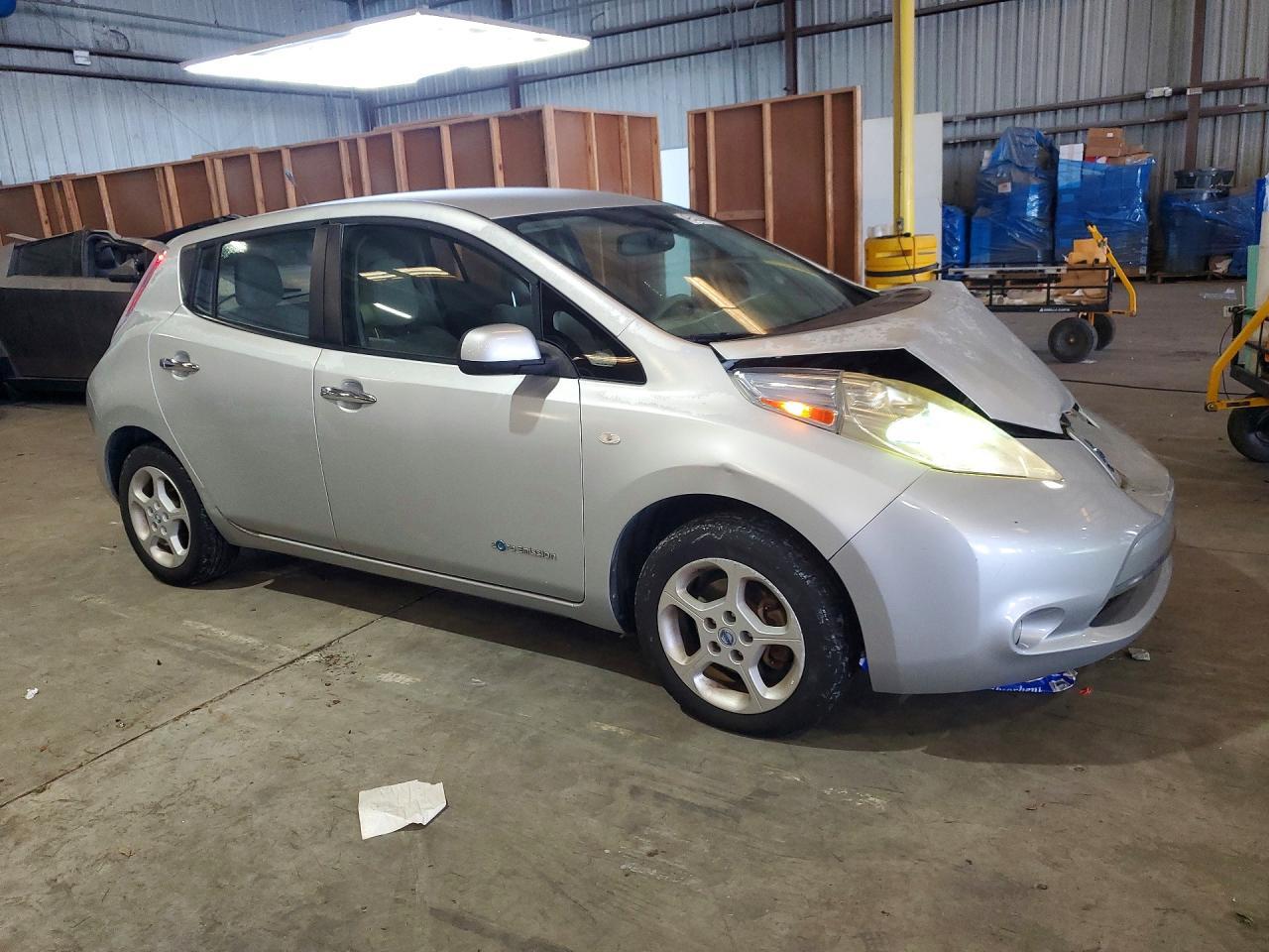2012 Nissan Leaf Sv - Фото 4