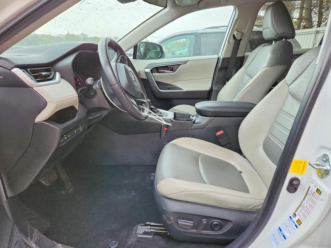 2021 Toyota Rav4 Xle Premium - Image 7