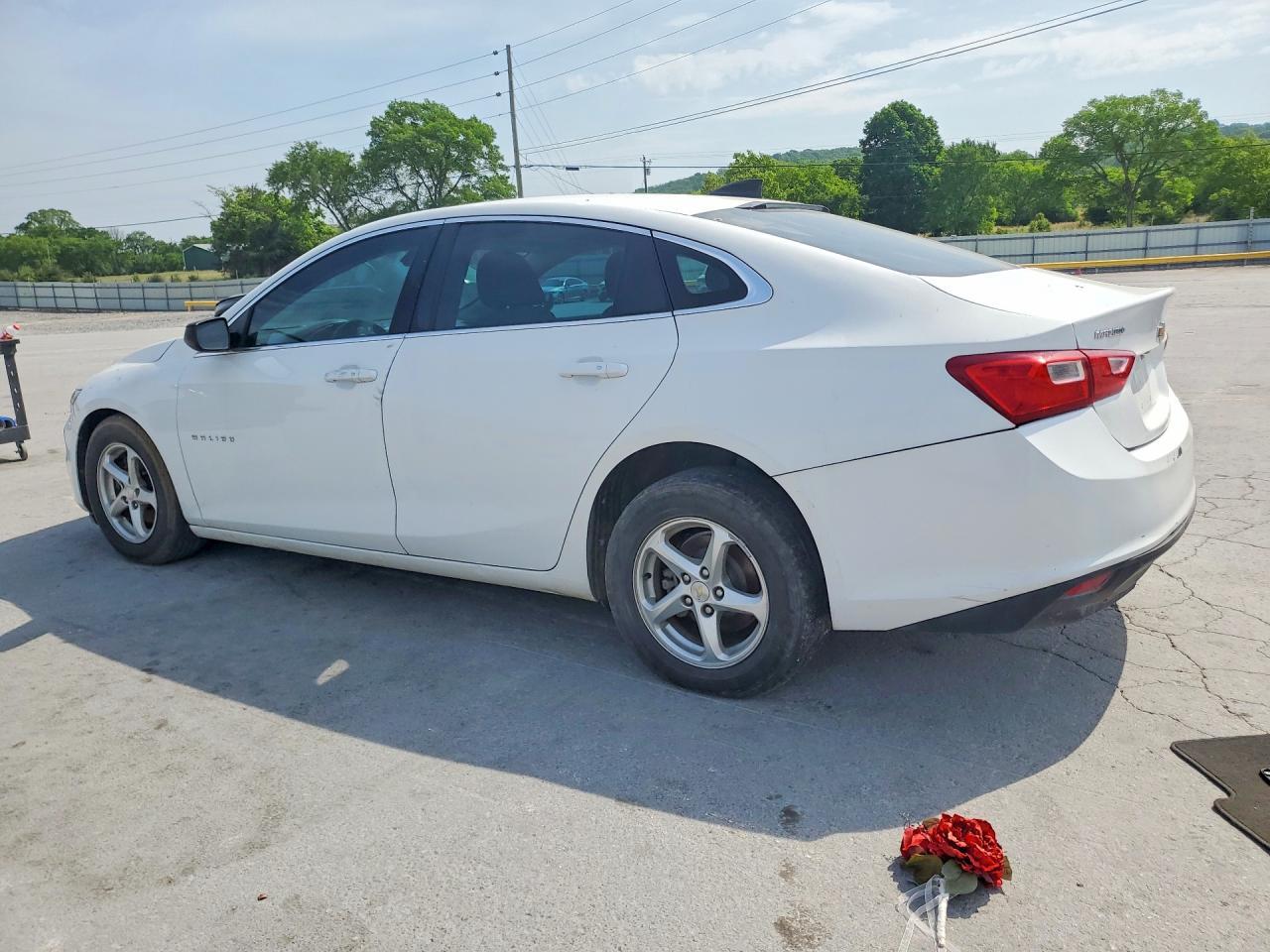 2018 Chevrolet Malibu Ls - Фото 2