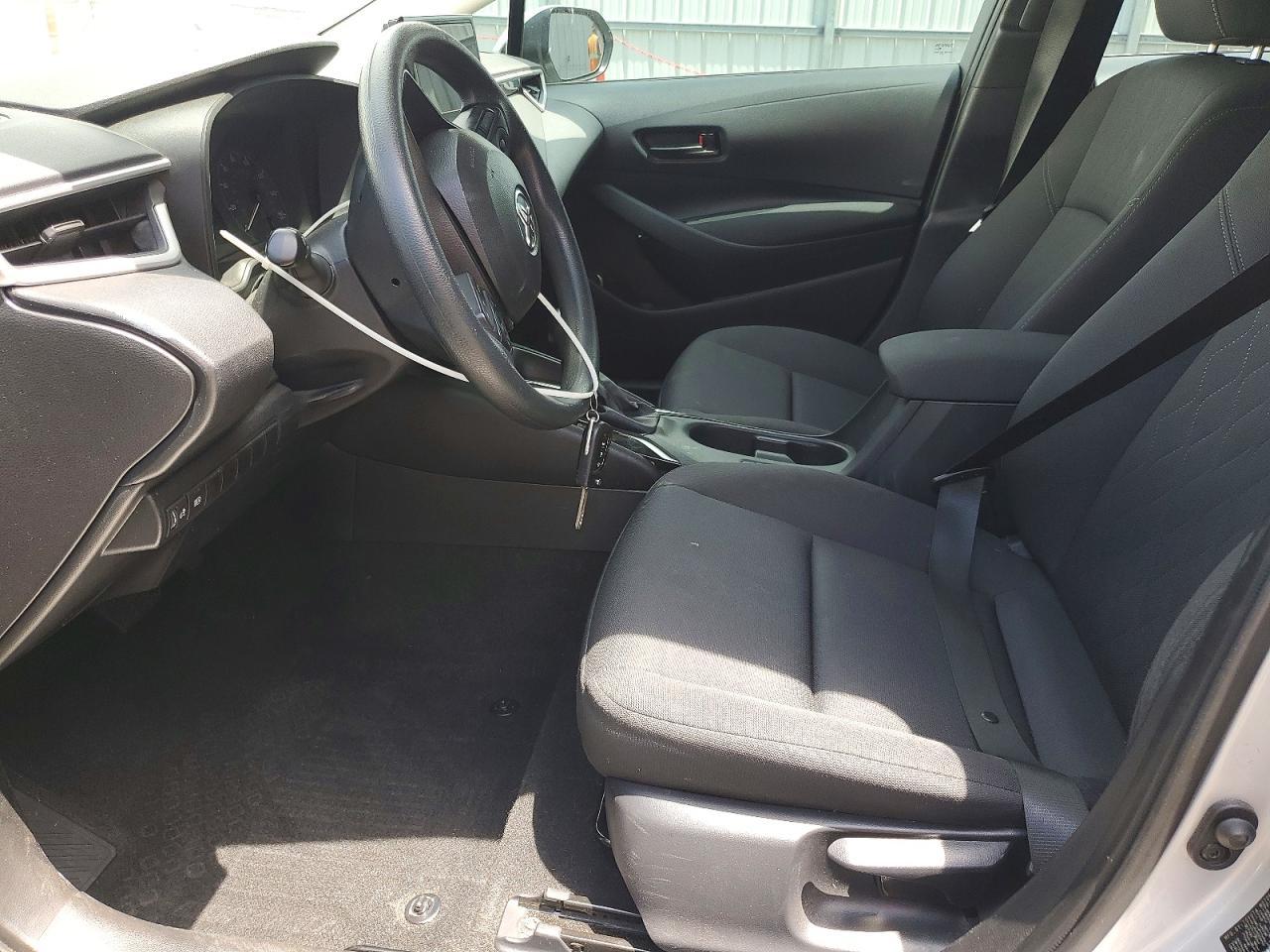 2025 Toyota Corolla Le - Фото 7
