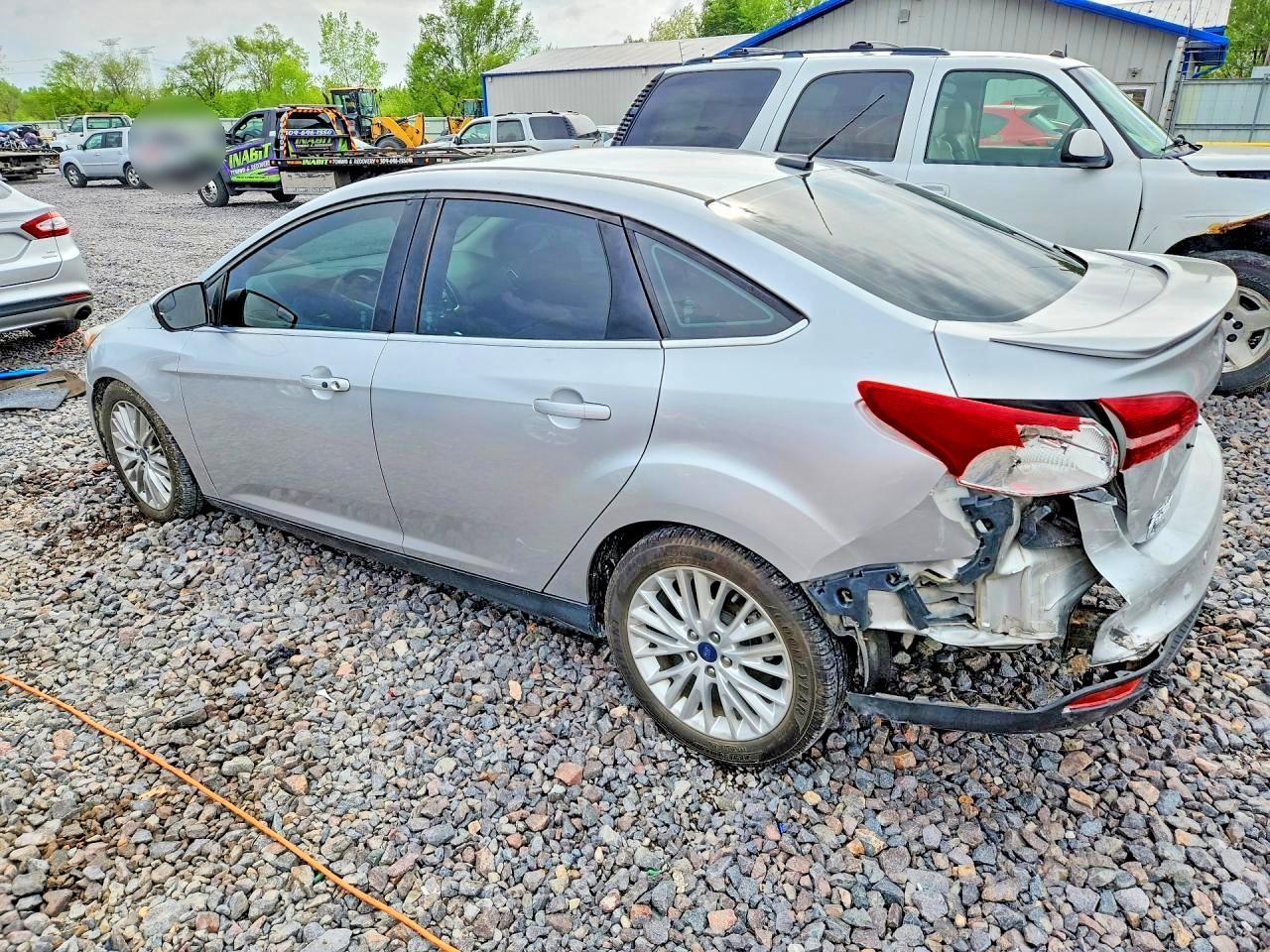 2017 Ford Focus Titanium - Image 2
