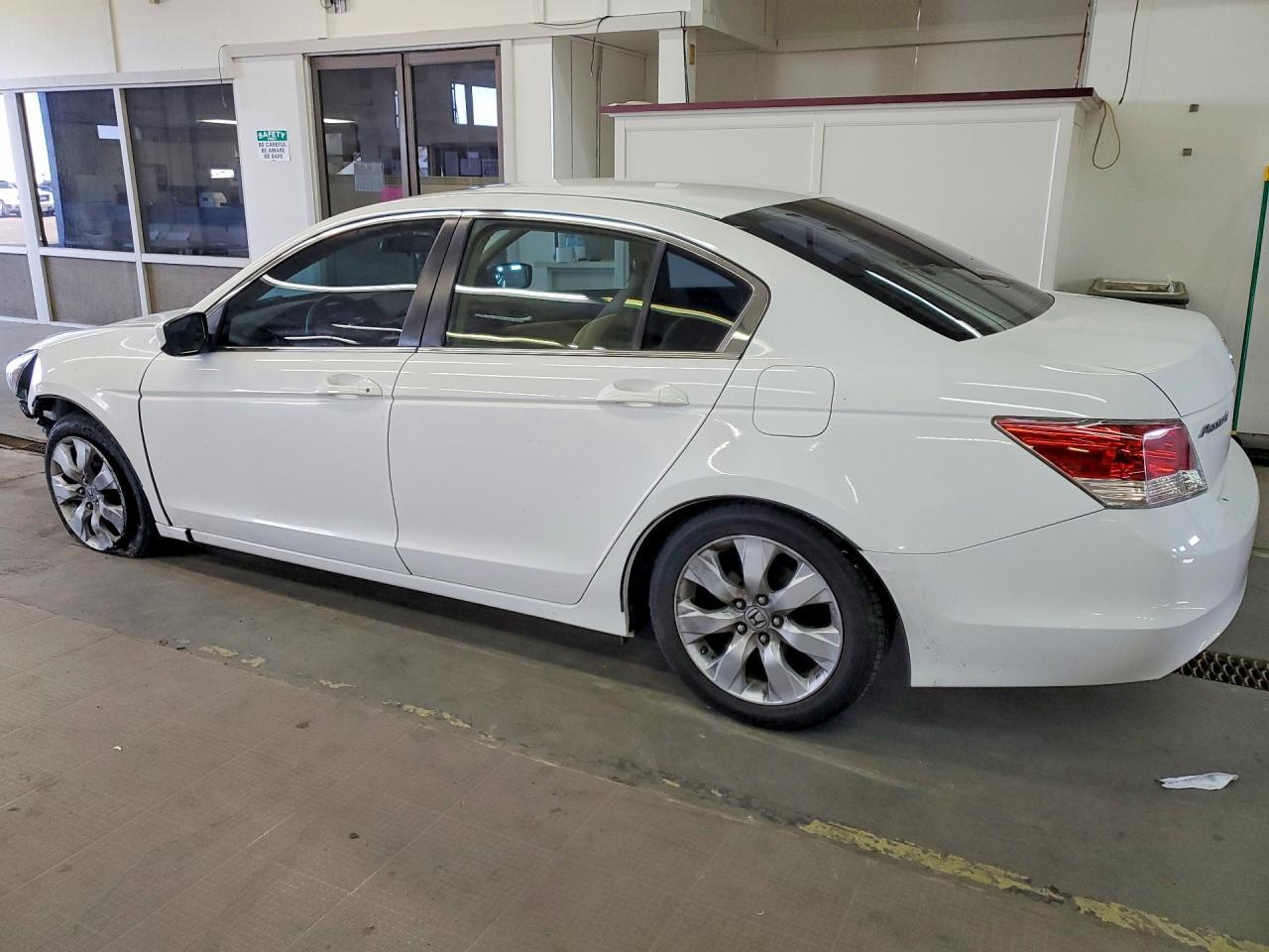 2009 Honda Accord Ex - Image 2