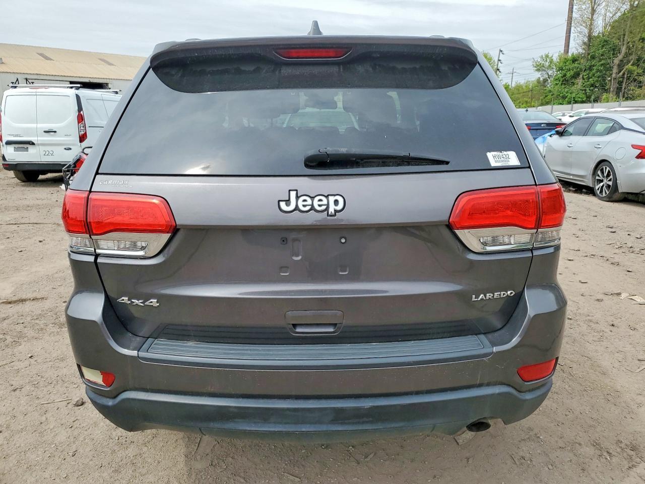 2014 Jeep Grand Cherokee Laredo - Image 6