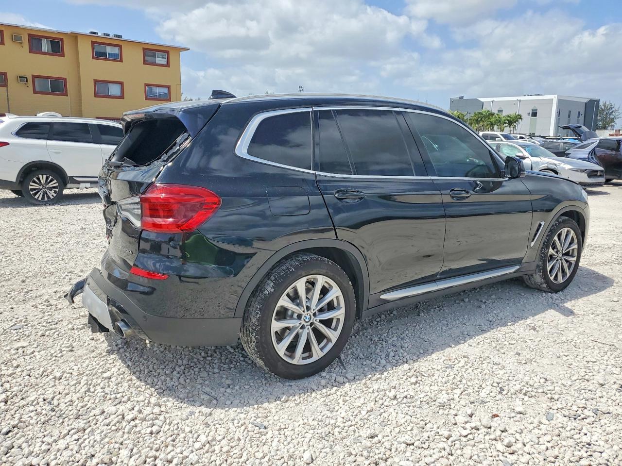 2019 BMW X3 xDrive30I - Фото 3