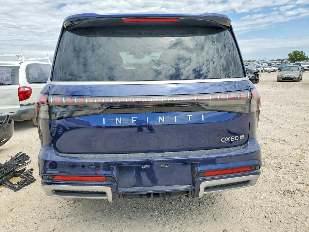 2025 Infiniti Qx80 Sensory - Image 6