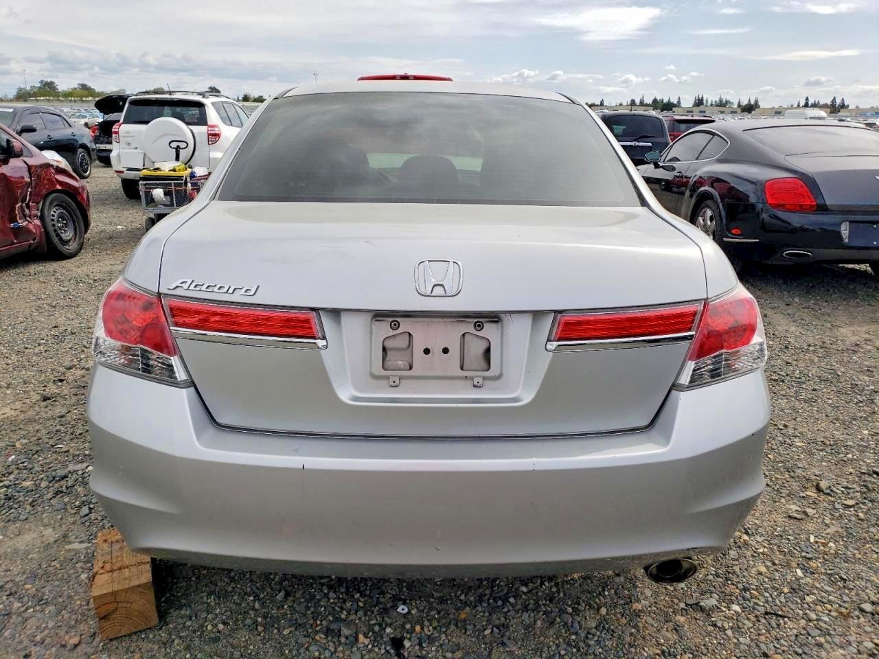 2011 Honda Accord Lx - Фото 6