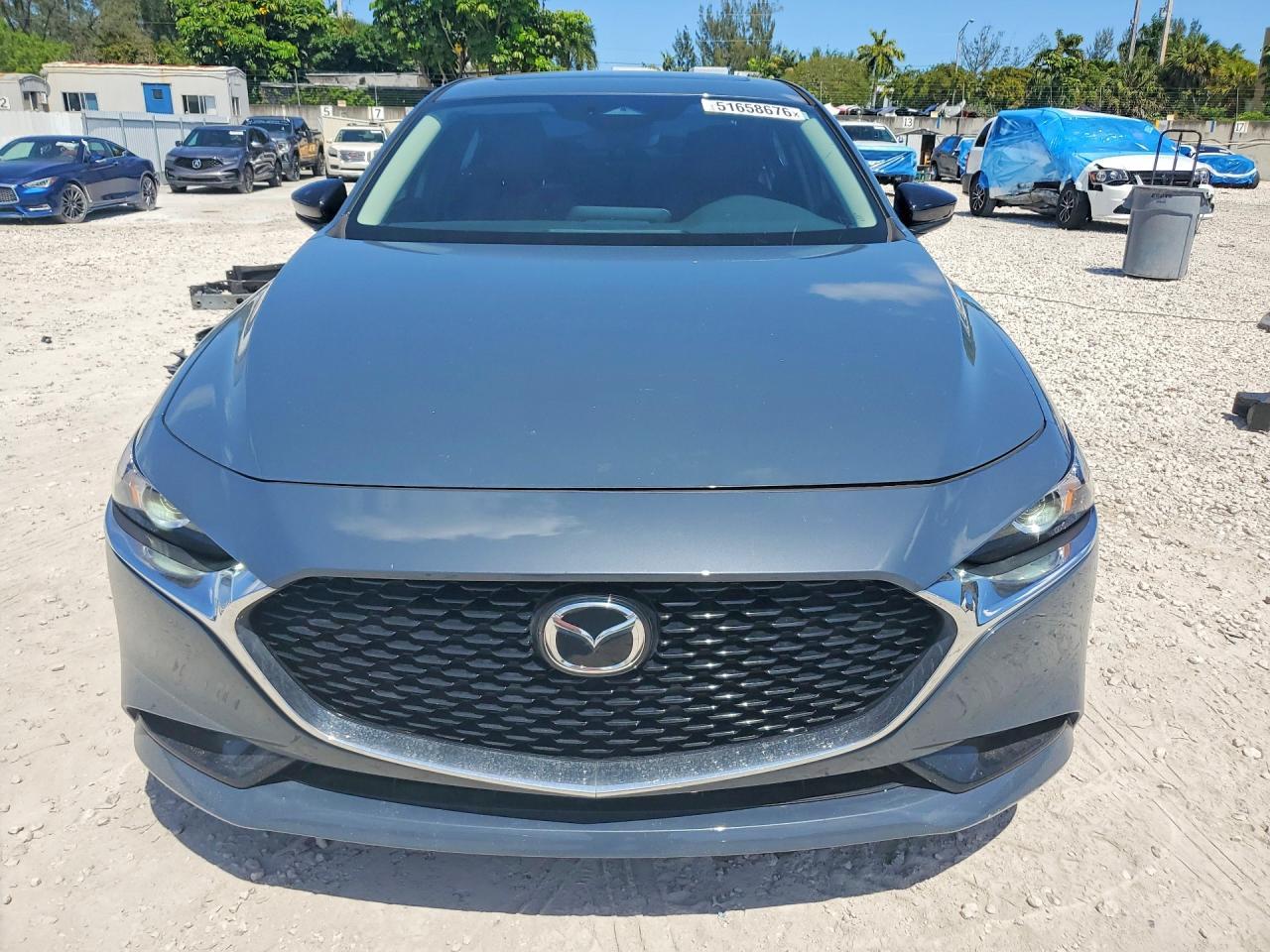 2024 Mazda 3 Preferred - Фото 5
