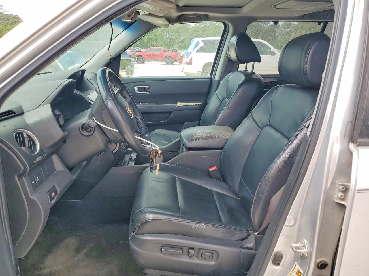 2012 Honda Pilot Touring - Image 7