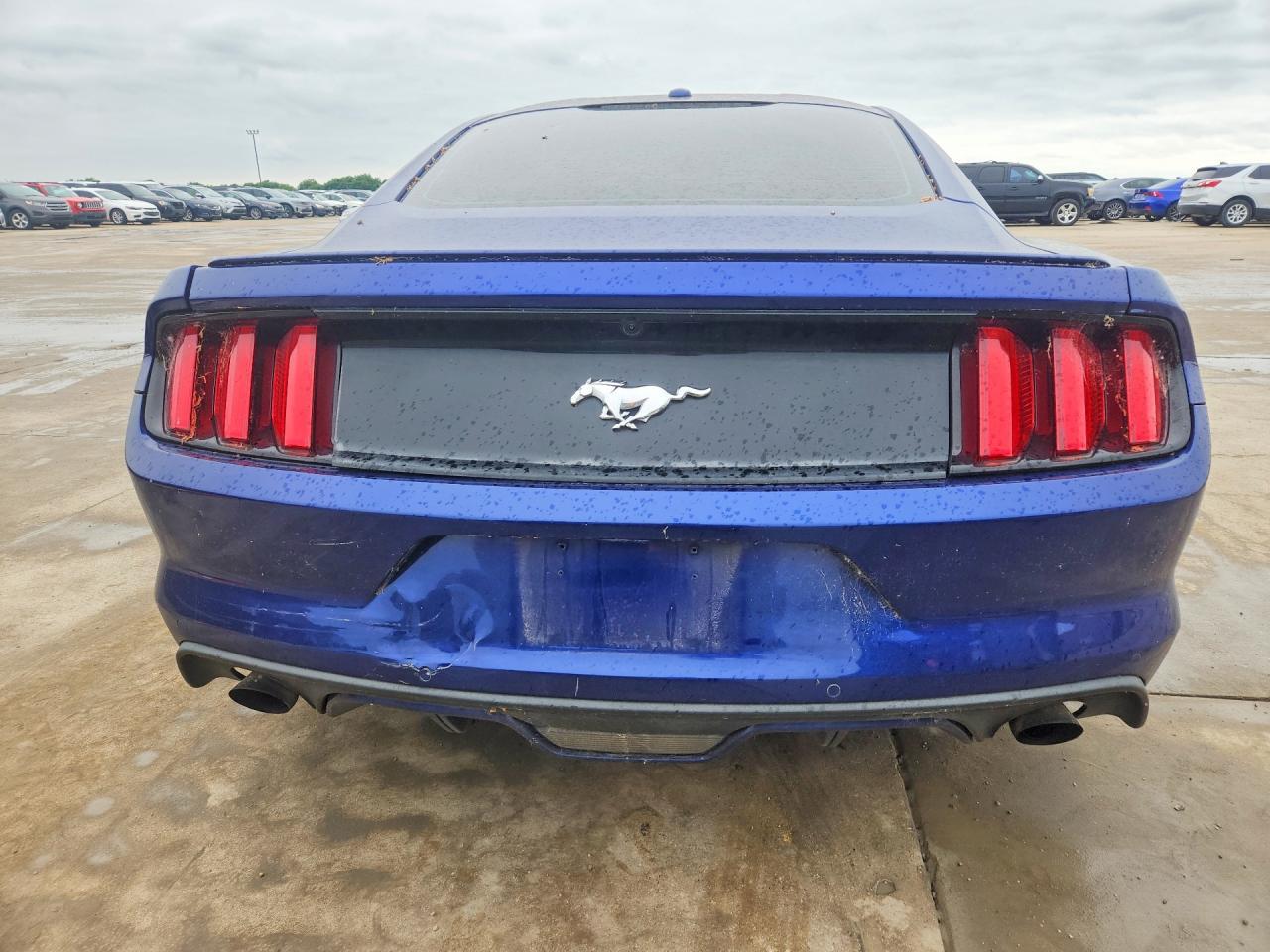 2015 Ford Mustang - Фото 6