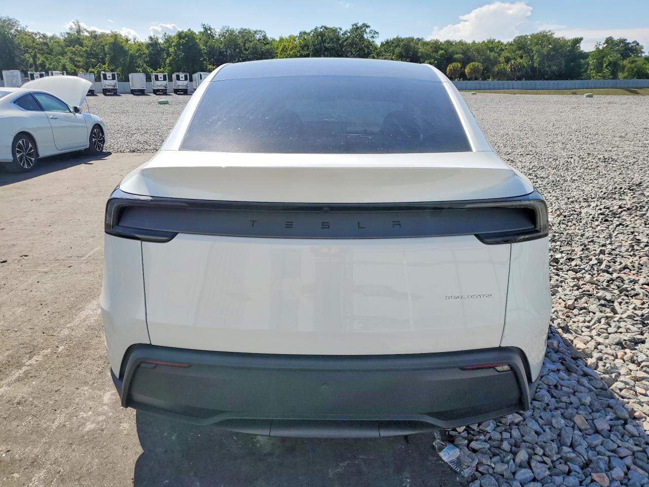 2026 Tesla Model Y - Image 6