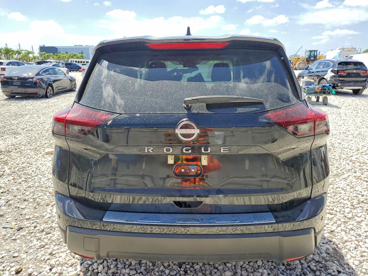 2025 Nissan Rogue Sv - Фото 6