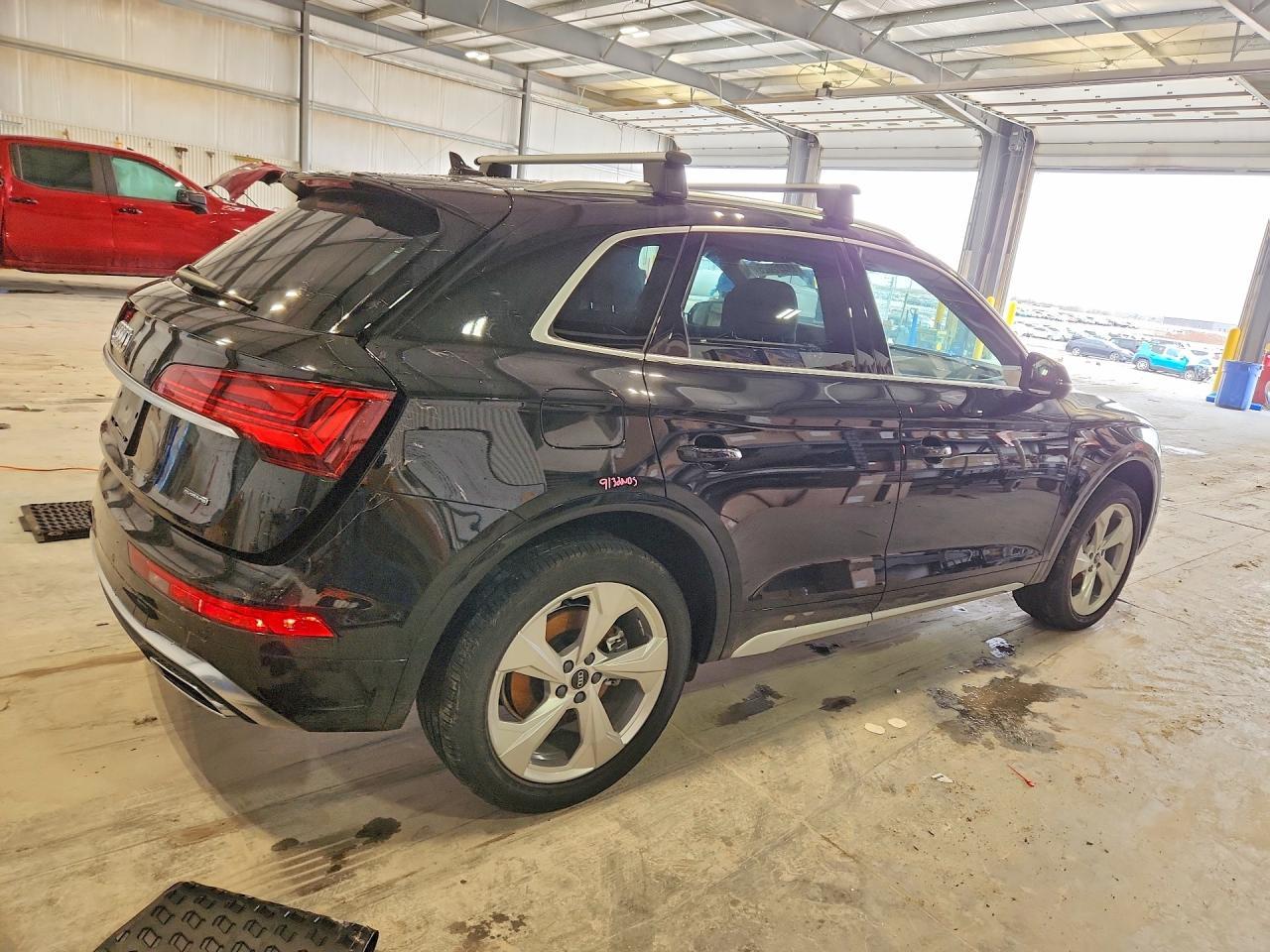 2024 Audi Q5 Prestige 45 - Фото 3