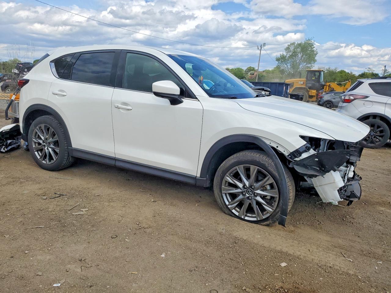 2021 Mazda Cx-5 Signature - Image 4
