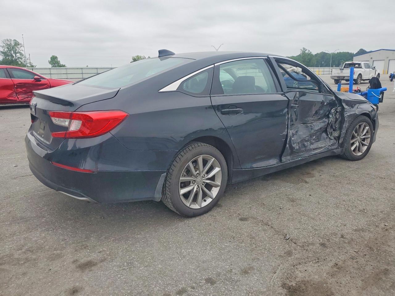 2022 Honda Accord Lx - Image 3